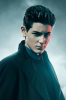 220px-Bruce_Wayne_(David_Mazouz).png